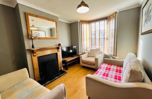 City Centre Casa | Edwards Cottage - Grove Road Cottages