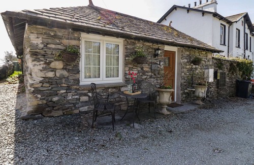 Near Sawrey Cabaña | Ees Wyke Studio