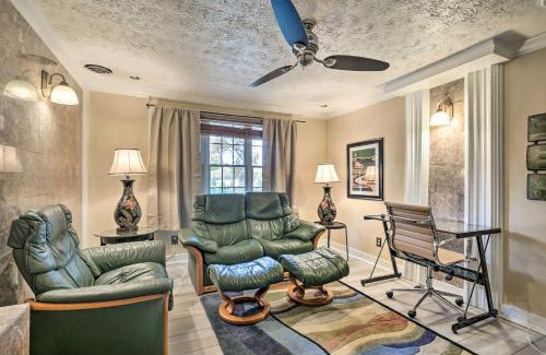Greenville Apartamento | Efficiency Apt Shared Conference Room, Patio