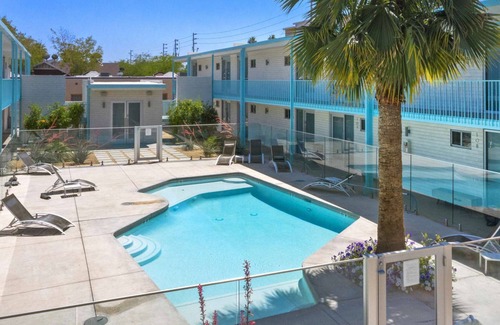 Roosevelt Condominio | Efficient Living in DTPH - Poolside.