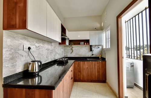 Brookefield Apartamento | Ega Orchid Luxury by HomeSlice