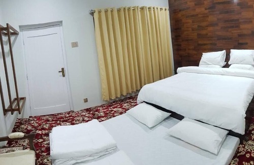 Azad Kashmir Hotel | Ehsan-e-Bassi