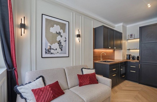 7th Arrondissement Apartamento | Eiffel Tower Apartment Invalides