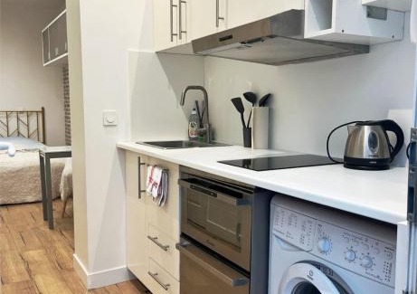 Faubourg Saint-Germain Apartamento | Eiffel Tower studio with patio