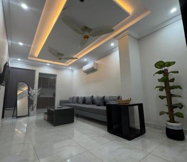 Bahria Town Apartamento | Eiffel View Apartments Bahria Town Lahore