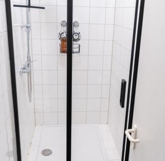 Offenbach am Main Apartamento | EIN Zi APARTMENT ZENTRUM WLAN PARKPLATZ 01