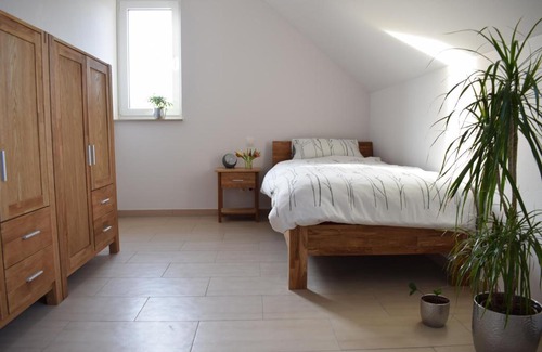 Sinzig Apartamento | Einladende Ferienwohnung auf Bauernhof in Sinzig
