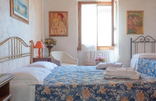 Figline e Incisa Valdarno Villa | Einstein House con piscina