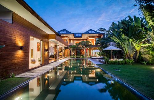 Petitenget Villa | Eko Villa Seminyak - Tropical Villa, Walk to Beach