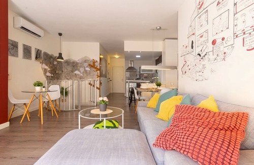 Torremolinos Casa | EL ARENAL - Acogedor apartamento en primera línea de la playa con wifi gratis