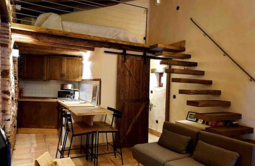 Constantina Apartamento | El balcón de la Morería con leña