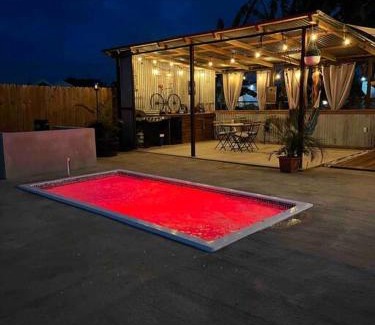 Maleza Alta Otro | El Camper RV with pool.