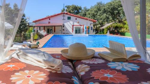 Alpandeire Casa | El Castillejo Alpandeire by Ruralidays