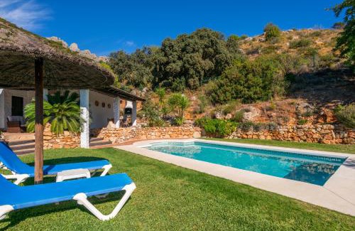 Alora Casa | El Chorro Villas Casa Buganvilla