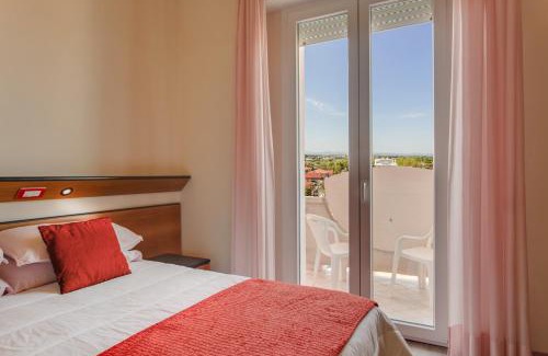 Torre Pedrera Hotel | El Cid Campeador - Family Hotel