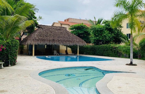 Crucecita Apartamento | El Colorín, a condo in the heart of Huatulco