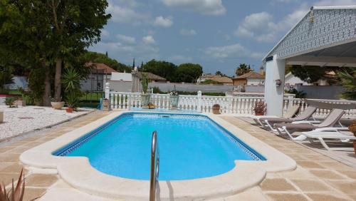 Chiclana de la Frontera Chalet De Esquí | El Cortijo