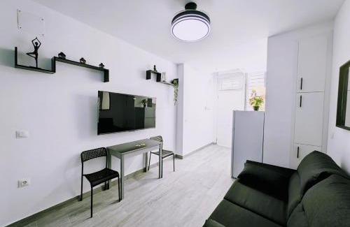 El Molinillo Apartamento | El Faro Centro de Málaga con Parking 445 Max