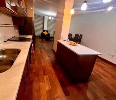Cochabamba Apartamento | El Hogar - Sucursal América - Edificio Ferrara 1228 con Garaje cubierta