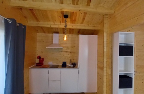 Barrio de la Vega Casa | El Mirador de Santiago. Casa Sierra Nevada. Bungalow de Madera con Piscina