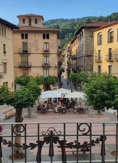 Camprodon Apartamento | EL MUSSOL DE LA VILA Camprodon, balconets amb vistes a la plaça