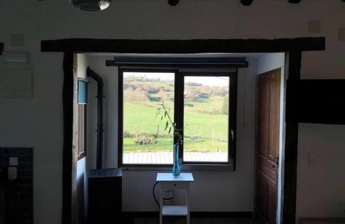 Santa Maria de Cayon Apartamento | El Pajar, rustic apt. & gardens with sheep & hens