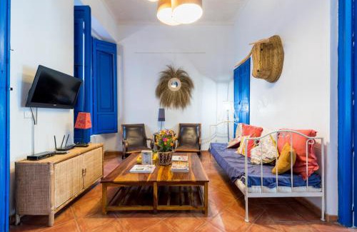 Rio Velez Casa | El Patio Andaluz