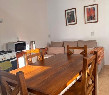 Neuquen Apartamento | El patio - céntrico con parrilla