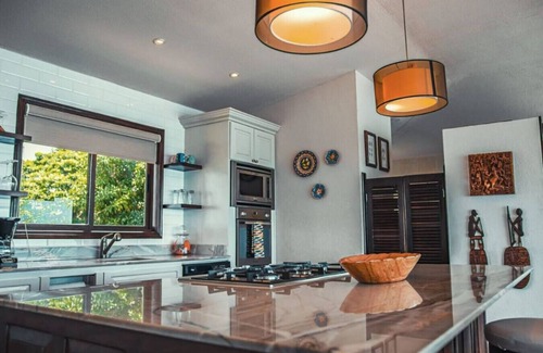 San Miguelito Apartamento | Beach Front Penthouse Escape to Panama's Premier Boutique Hotel