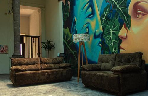 Centro Casa | El Pinche Hostal