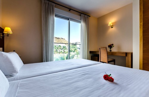 Alicante Complejo | El Plantio Golf Resort