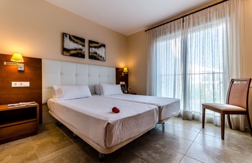 Alicante Complejo | El Plantio Golf Resort