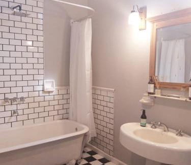 Abbott Casa | El Rancho Azul