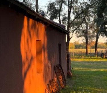 Lujan Casa | El Rancho - Hospedaje Rural
