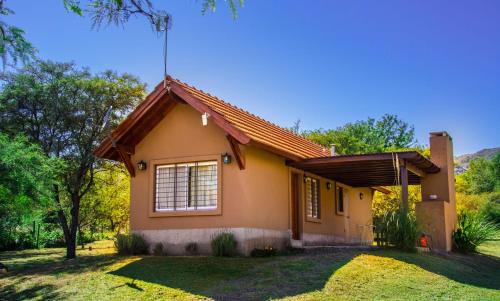 Villa General Belgrano Cabina | El Refugio Casas de Campo
