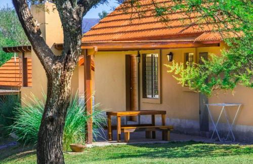 Villa General Belgrano Cabina | El Refugio Casas de Campo