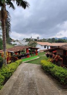 Marinilla Casa | EL RETORNO