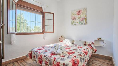 Prado del Rey Casa | El Rincón de Marco y María Prado del Rey by Ruralidays