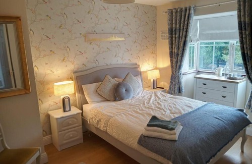 Waterford Casa | El Roi Guest Accommodation
