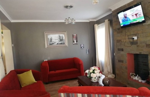 Naivasha Cama Y Desayuno | El Sueno Homestay