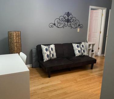 Snow Hill Apartamento | El Suite