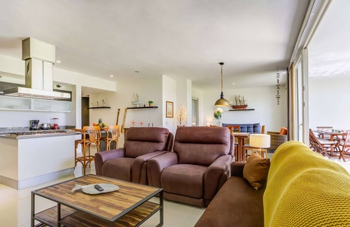 Las Jarretaderas Condominio | El Tigre Delux, 2 BD, Vista a la Alberca y al Golf, ¡cerca de las Playas!