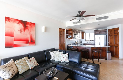 San Jose del Cabo Condominio | El Zalate 5 Star 1400sf 2 Bed Waterfront Inicio $ 199 / Noche - San José