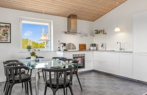 Lakolk Casa | "Eldora" - 1.4km from the sea by Interhome