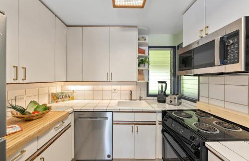 Kaanapali Casa | Eldorado L202 · EL L202 Updated Condo with Beachfront Cabana