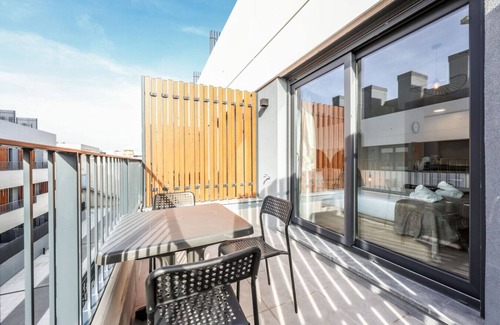 San Sebastian de los Reyes Apartamento | Elegant Studio with Private Terrace by RentitUP
