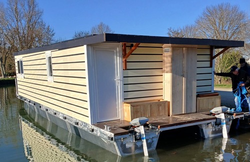 Castelsarrasin Alquiler De Eote | Electro-solar pleasure boat on the Canal de Garonne