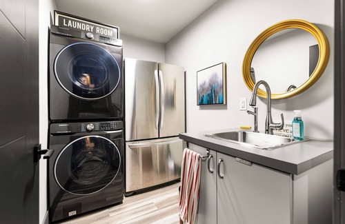 Moncton Casa | ELEGANCE AND COMFORT IN MONCTON