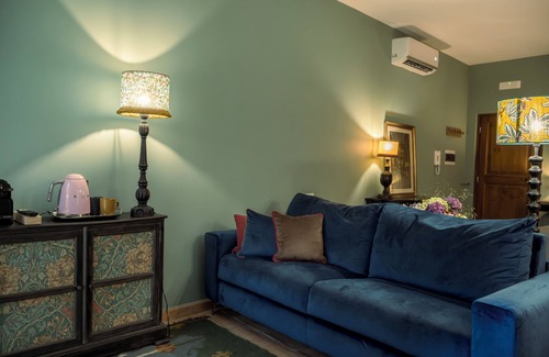 Lake Bracciano Apartamento | Elegance and comfort in the country's most central historic building