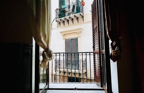 Centro Storico Apartamento | Elegance and Tradition in the Heart of Palermo
